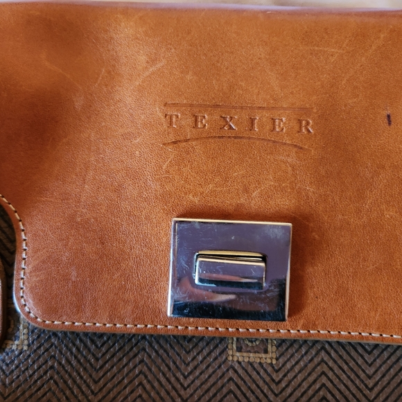 TEXIER - Picture 2 of 12